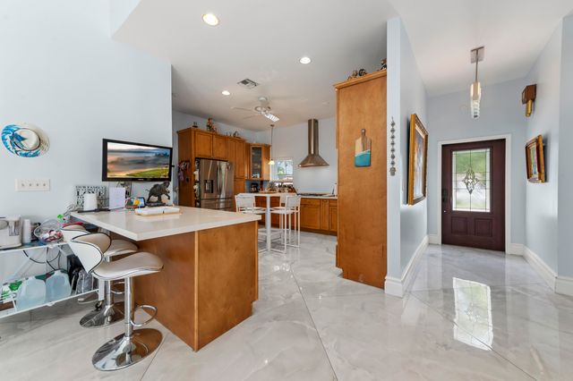 1516 SE 10TH Street, Deerfield Beach, FL 33441