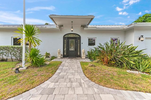 1516 SE 10TH Street, Deerfield Beach, FL 33441