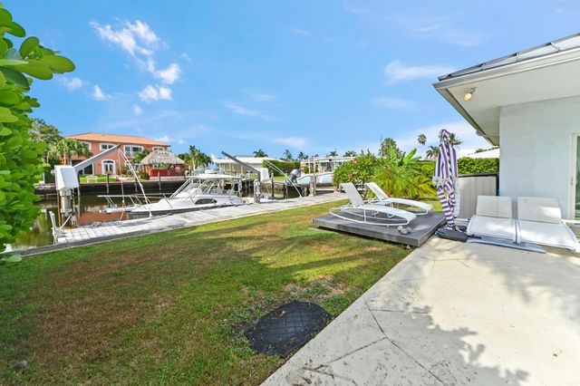 1516 SE 10TH Street, Deerfield Beach, FL 33441