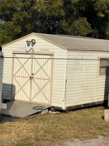 1660 Davidson RD, Clewiston, FL 33440