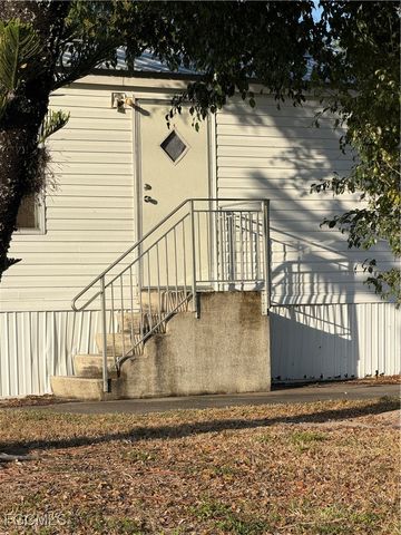 1660 Davidson RD, Clewiston, FL 33440