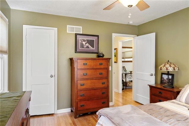 5400 Linden Street, Roeland Park, KS 66205