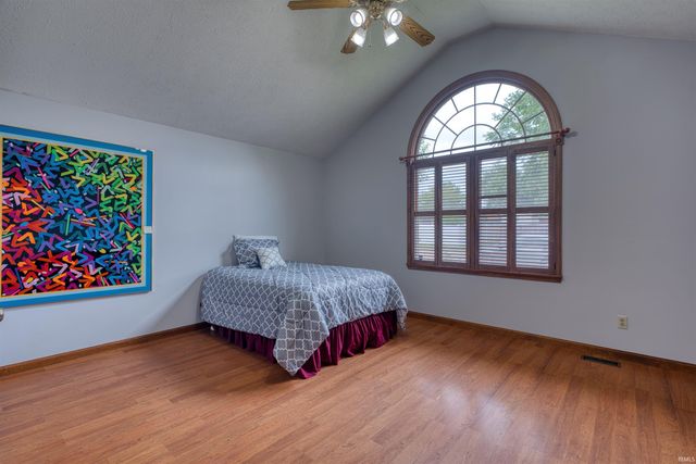 2611 Conestoga Court, Newburgh, IN 47630