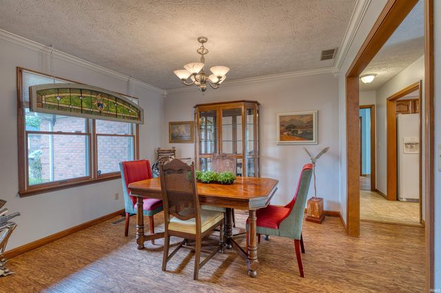 2611 Conestoga Court, Newburgh, IN 47630