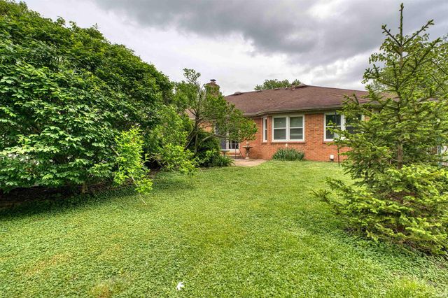 2611 Conestoga Court, Newburgh, IN 47630