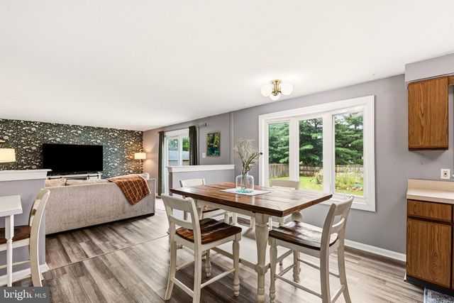 536 SUNHAVEN DR, Clayton, NJ 08312