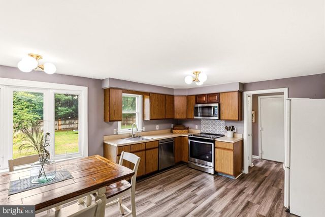 536 SUNHAVEN DR, Clayton, NJ 08312