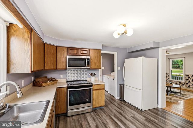 536 SUNHAVEN DR, Clayton, NJ 08312