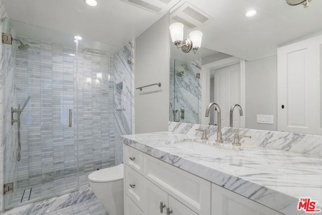 15515 Collina Strada, Los Angeles, CA 90077