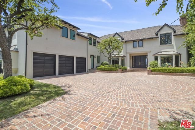15515 Collina Strada, Los Angeles, CA 90077