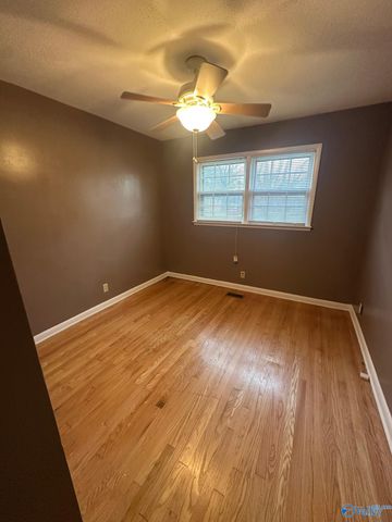 3319 Barton Avenue, Huntsville, AL 35810