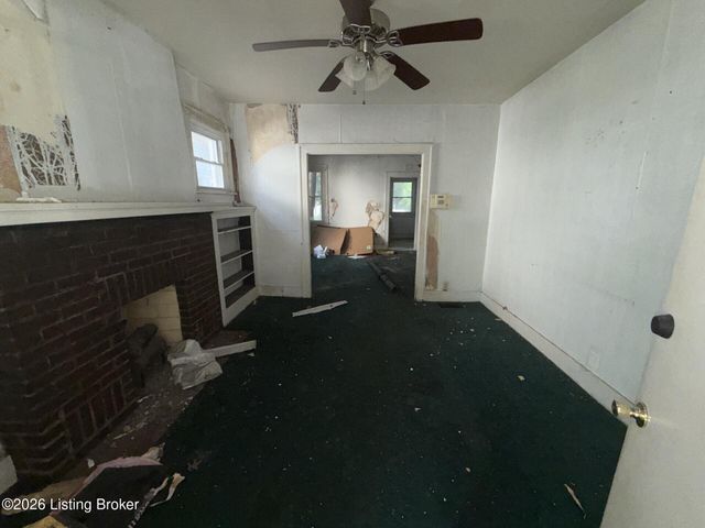 835 S 41st St, Louisville, KY 40211
