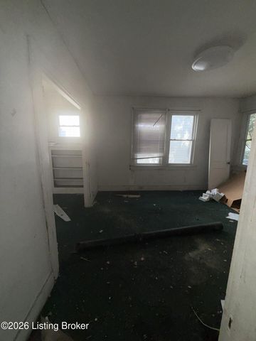 835 S 41st St, Louisville, KY 40211