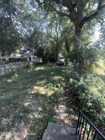 835 S 41st St, Louisville, KY 40211