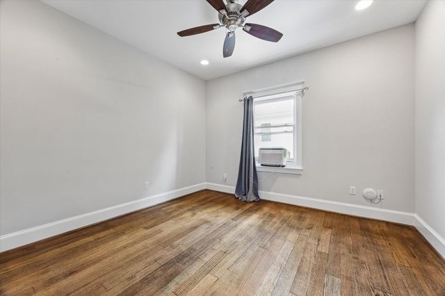 1638 Harvard Street, Houston, TX 77008
