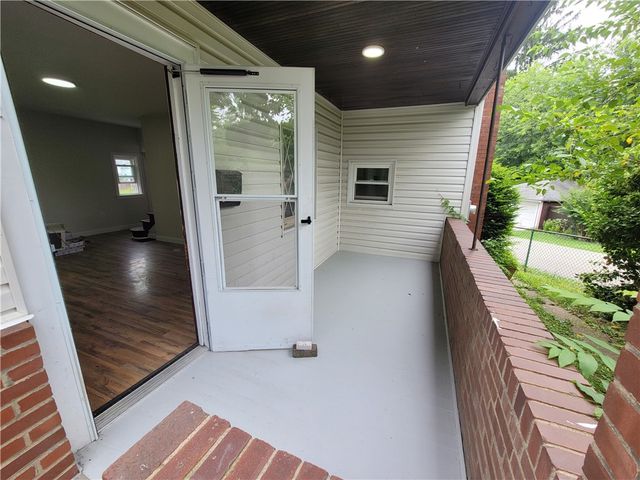 424 Desota St, East Mckeesport, PA 15035