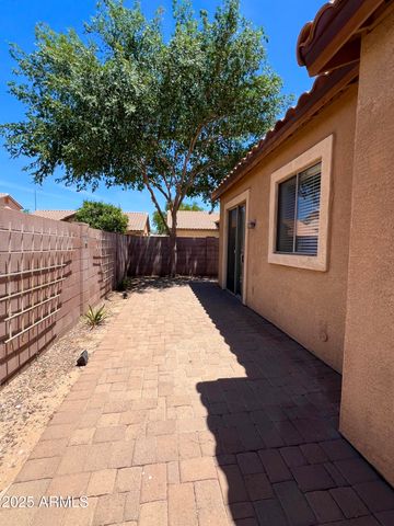 8952 E CRESCENT Avenue, Mesa, AZ 85208