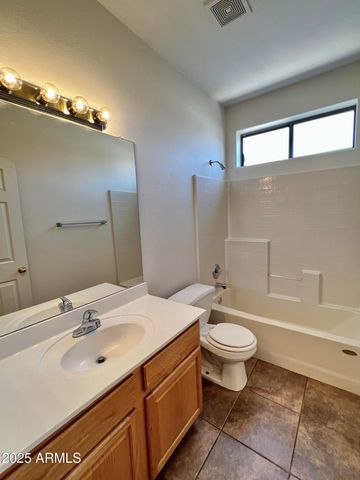 8952 E CRESCENT Avenue, Mesa, AZ 85208