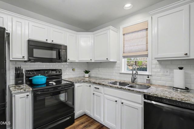 2016 Kedvale Avenue, Raleigh, NC 27617