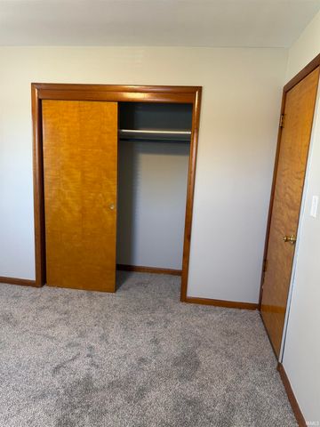 106 N Seventh Street, Princeton, IN 47670