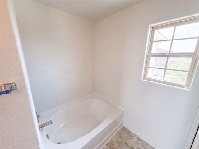 10335 Dawson Hill Lane, Houston, TX 77044