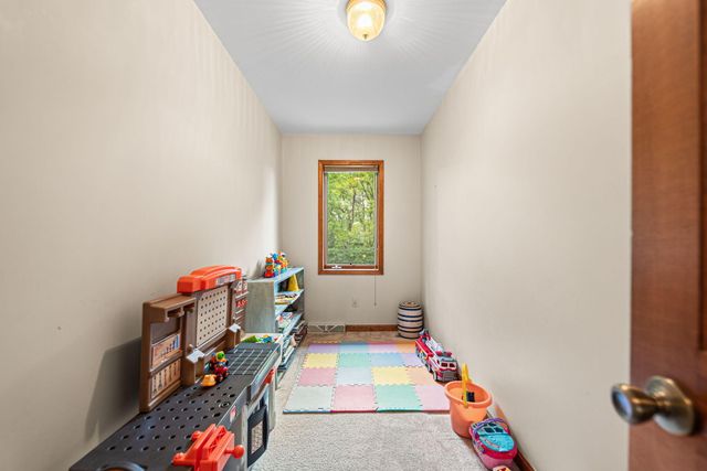 124 County Rd 350 W, Valparaiso, IN 46385