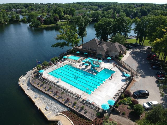 124 County Rd 350 W, Valparaiso, IN 46385