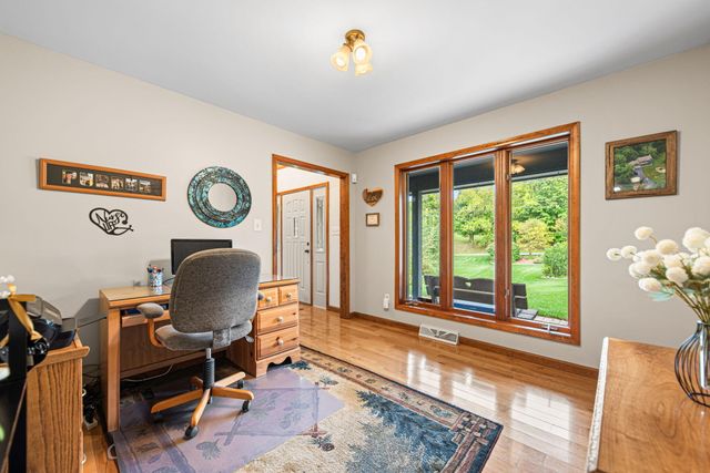 124 County Rd 350 W, Valparaiso, IN 46385