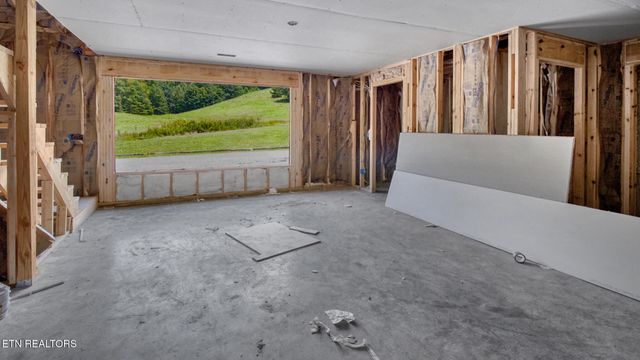 320 SE Harris Rd, Old Fort, TN 37362