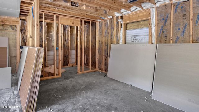 320 SE Harris Rd, Old Fort, TN 37362