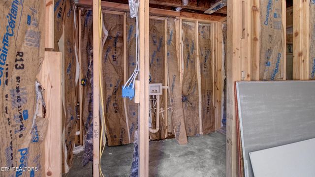 320 SE Harris Rd, Old Fort, TN 37362