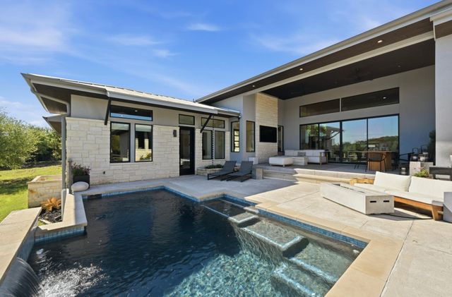 4608 Vista Estates CT, Spicewood, TX 78669