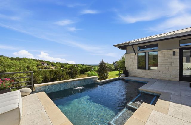 4608 Vista Estates CT, Spicewood, TX 78669