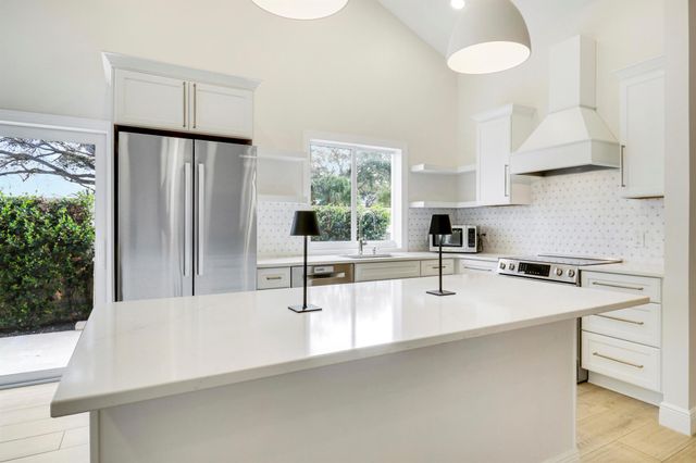 105 Ocean Pines Terrace, Jupiter, FL 33477