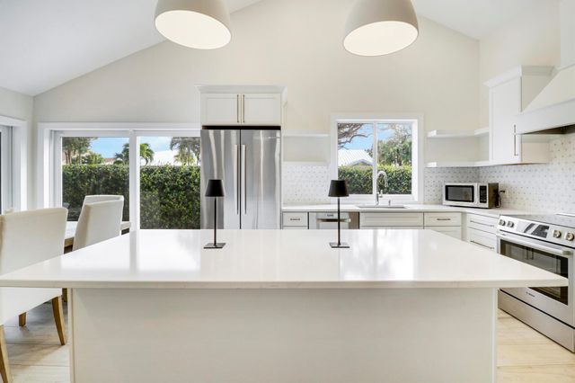 105 Ocean Pines Terrace, Jupiter, FL 33477