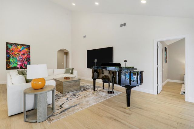 105 Ocean Pines Terrace, Jupiter, FL 33477