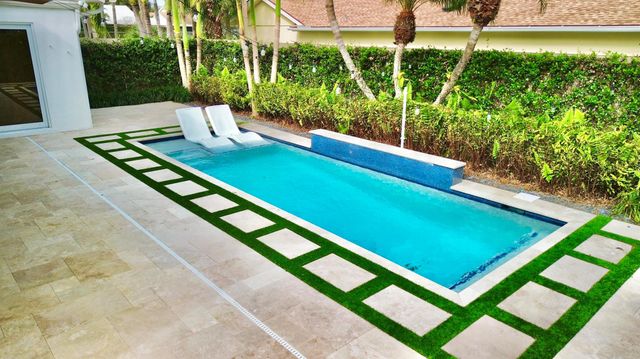 105 Ocean Pines Terrace, Jupiter, FL 33477