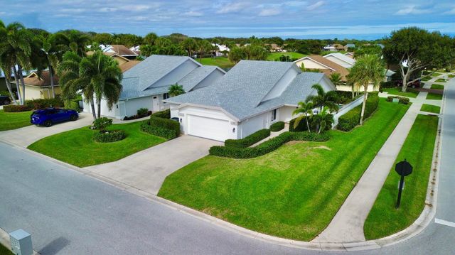 105 Ocean Pines Terrace, Jupiter, FL 33477