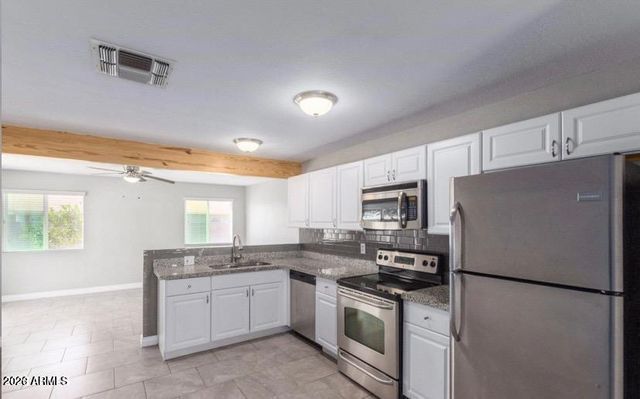 7127 W VERMONT Avenue, Glendale, AZ 85303