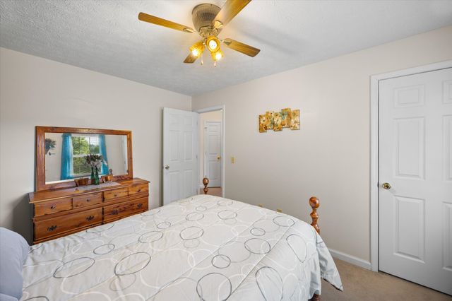 3508 Pointe Cove Cir, Cookeville, TN 38506