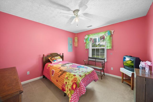 3508 Pointe Cove Cir, Cookeville, TN 38506