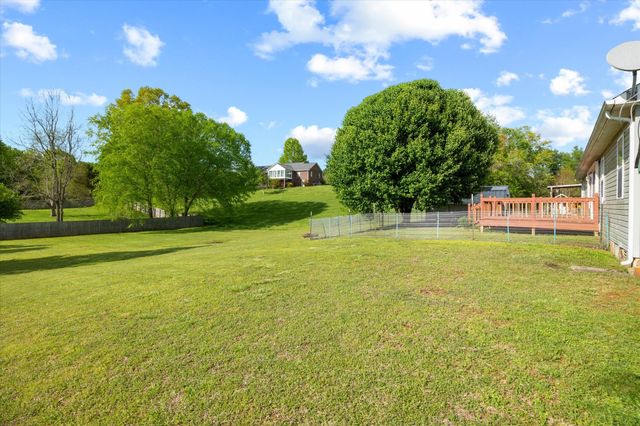 3508 Pointe Cove Cir, Cookeville, TN 38506