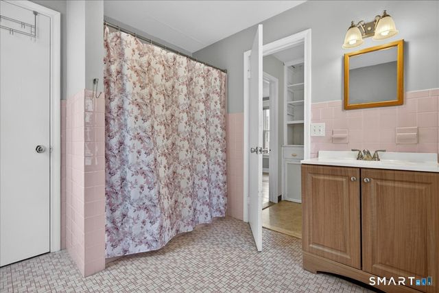 127 Oakley Street, New Haven, CT 06513