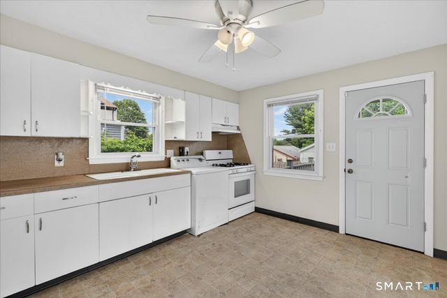 127 Oakley Street, New Haven, CT 06513