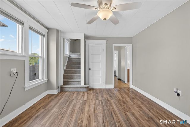 127 Oakley Street, New Haven, CT 06513