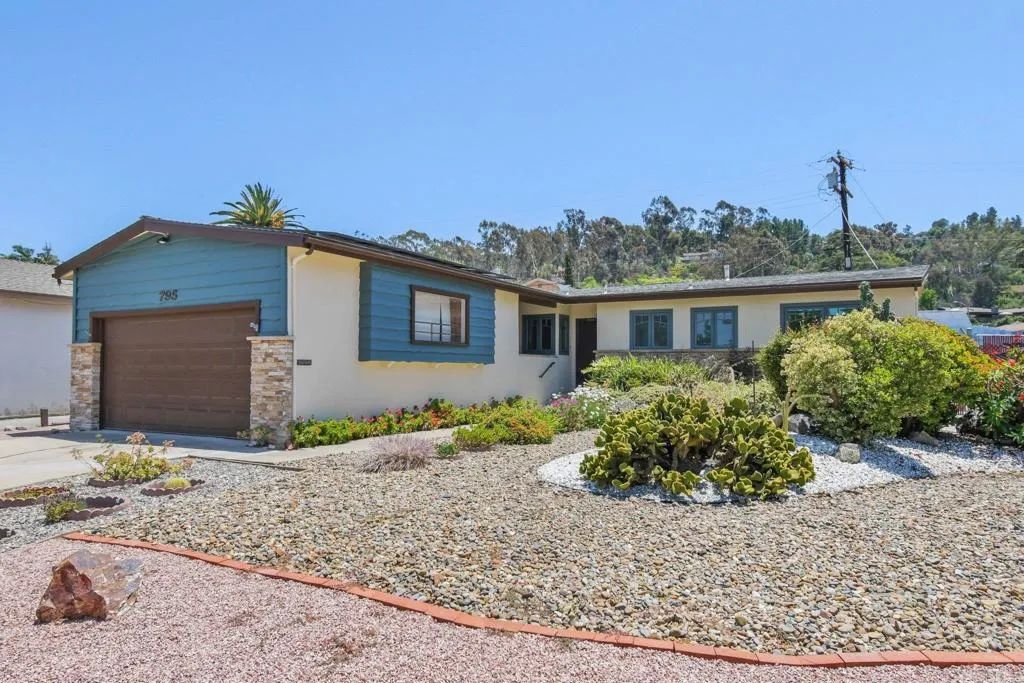 795 Deland Court, El Cajon, CA 92020