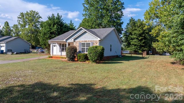 3844 Bridle Path Drive, Vale, NC 28168