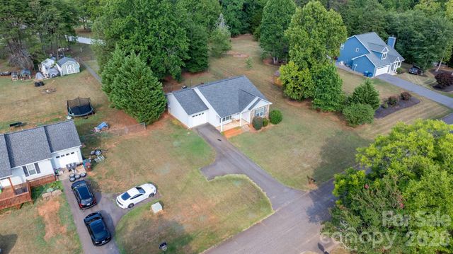 3844 Bridle Path Drive, Vale, NC 28168