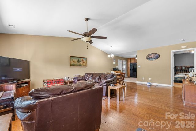3844 Bridle Path Drive, Vale, NC 28168