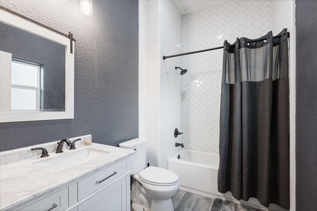 238 Sendero Horse Thief, Alpine, TX 79830